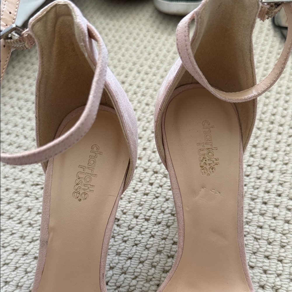 Charlotte Russe Elegant Pink Feathered Heels sz 7 - Picture 6 of 8